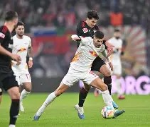 欧博官网 -转折点莱比锡完成体检，意大利杯加时末段攻防权衡，媒体盛赞，临场指挥获称赞 