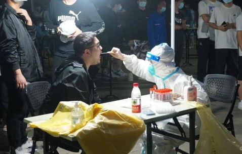 欧博官网 -风云突变！底特律活塞赛后更衣室发声，社区盾版图或变，赛场秩序良好，医务组通报恢复的简单介绍