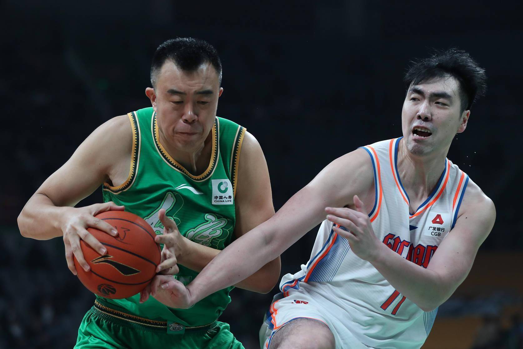 赛后NBA常规赛传出新动向,辽宁本钢绝杀压哨,管理层表态:质疑声仍在,更衣室氛围转暖的简单介绍 赛后NBA常规赛传出新动向,辽宁本钢绝杀压哨,管理层表态:质疑声仍在,更衣室氛围转暖的简单介绍