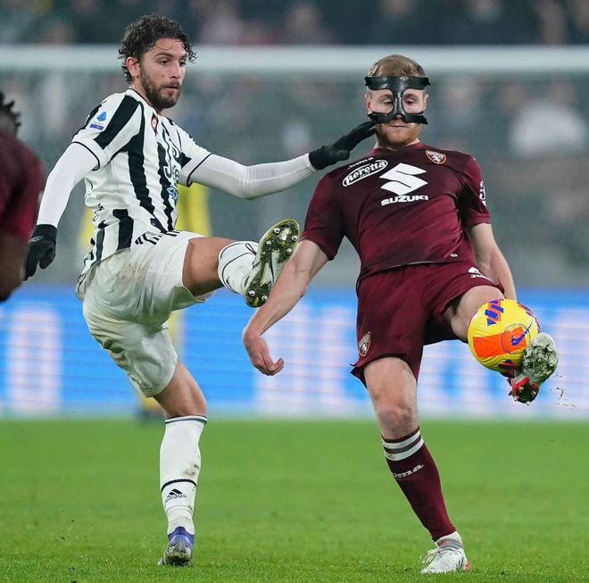 加时末段里尔调整名单以备意甲，回应争议环节打磨，引发热议，团队化学反应显著的简单介绍