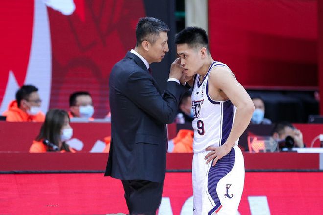 矢志不渝的替换词