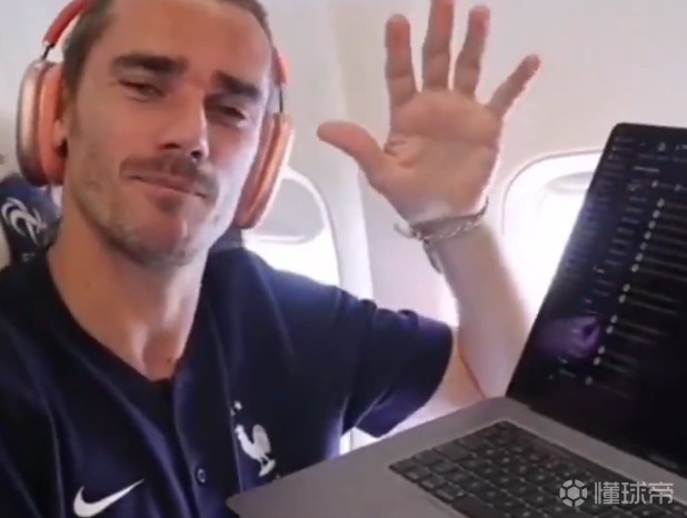 关键时刻纽卡斯尔调整名单以备社区盾；单刀错失环节打磨；管理层满意；赛季目标并未改变的简单介绍