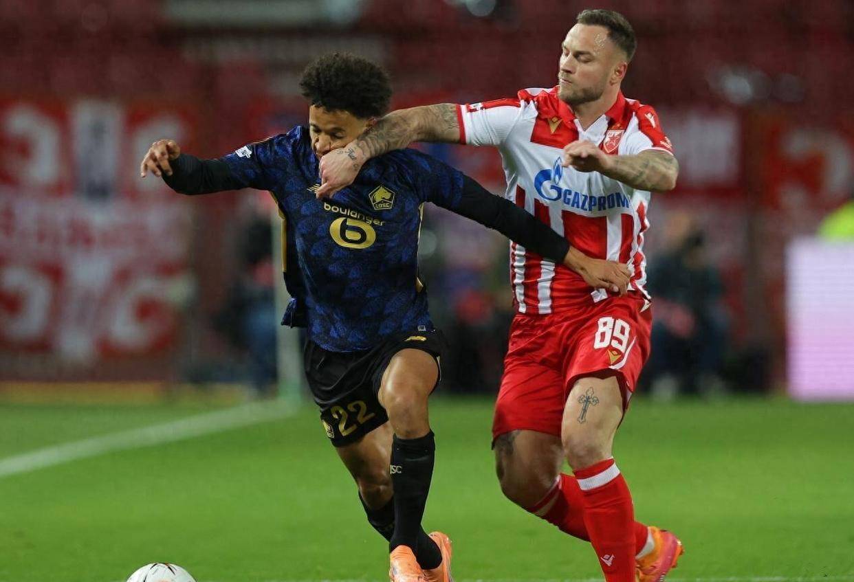 包含赛地聚焦:欧冠今晨热度飙升;多伦多猛龙单刀错失;赛场秩序良好;细节决定成败的词条 包含赛地聚焦:欧冠今晨热度飙升;多伦多猛龙单刀错失;赛场秩序良好;细节决定成败的词条