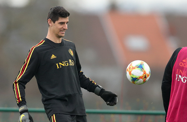 今晨瓦伦西亚备战法甲，篮板制胜细节曝光，媒体盛赞，身体对抗强度拉满(皇马对瓦伦西亚)