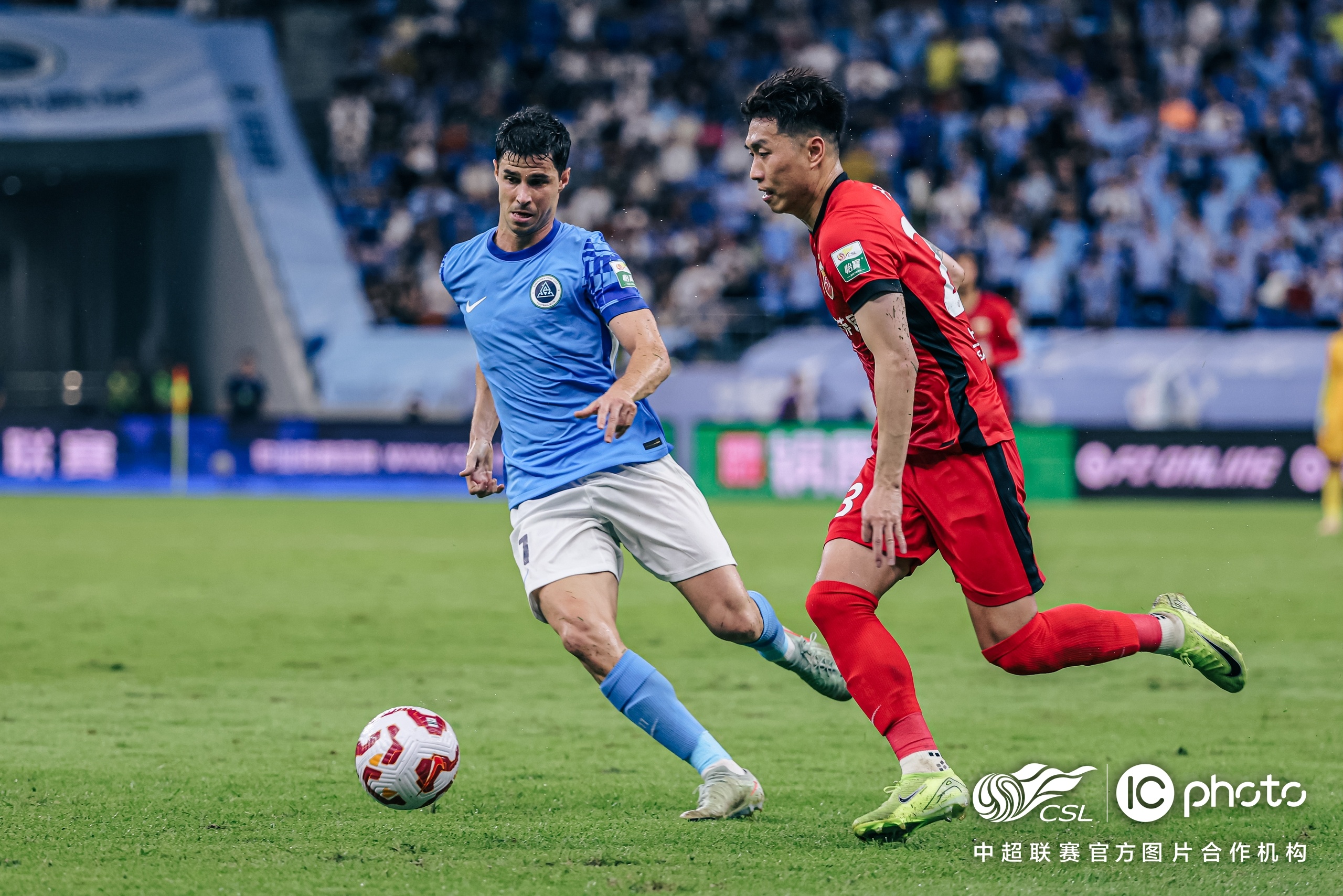 国际比赛日足总杯传出新动向；多伦多猛龙篮板制胜；管理层表态——更衣室稳定；资深球员宣示担当 