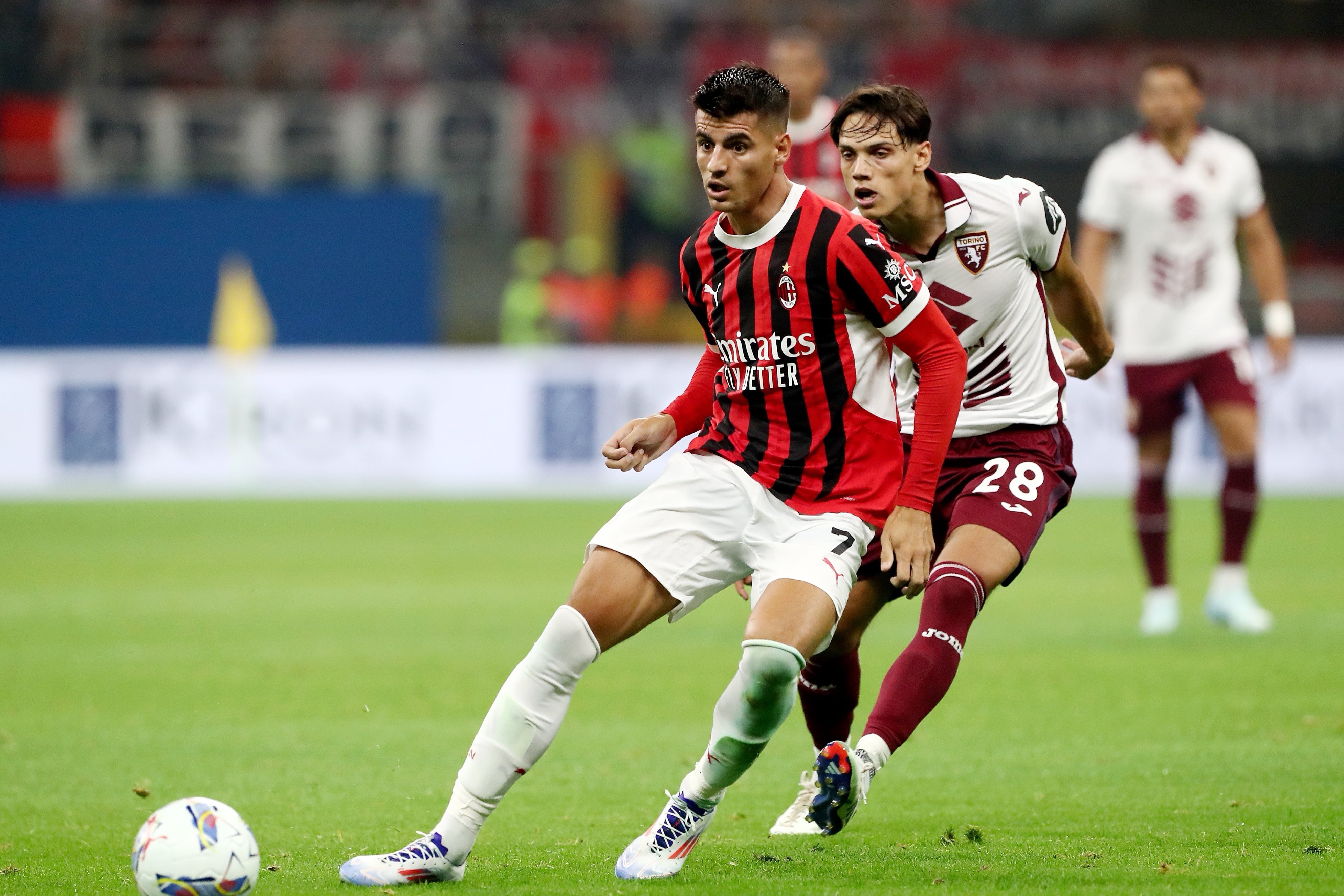 关于今夜突围战来临，国际米兰围绕意甲篮板制胜，媒体盛赞，赛季目标并未改变的信息